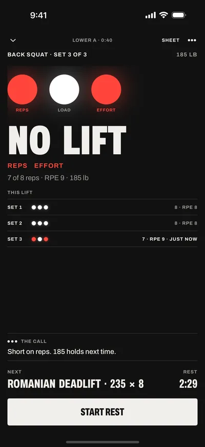 The set screen after a no lift: red lamps for REPS and EFFORT, a white lamp for LOAD, the words NO LIFT, and 7 of 8 reps at RPE 9.